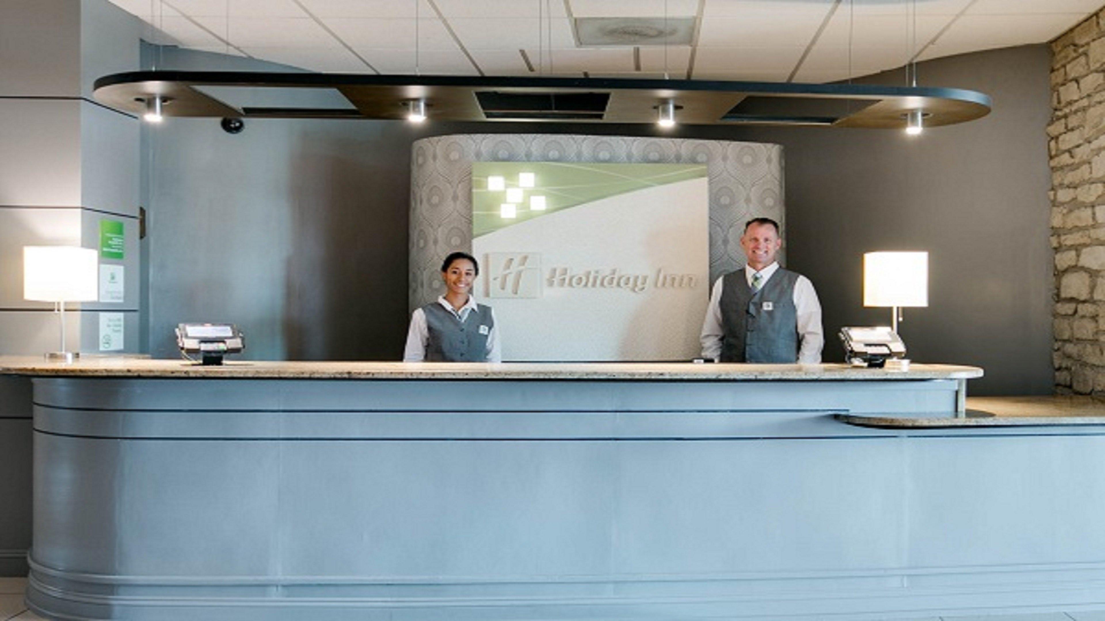 Holiday Inn At The Campus By Ihg Манхатън Екстериор снимка